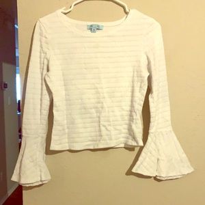 Bell sleeve top